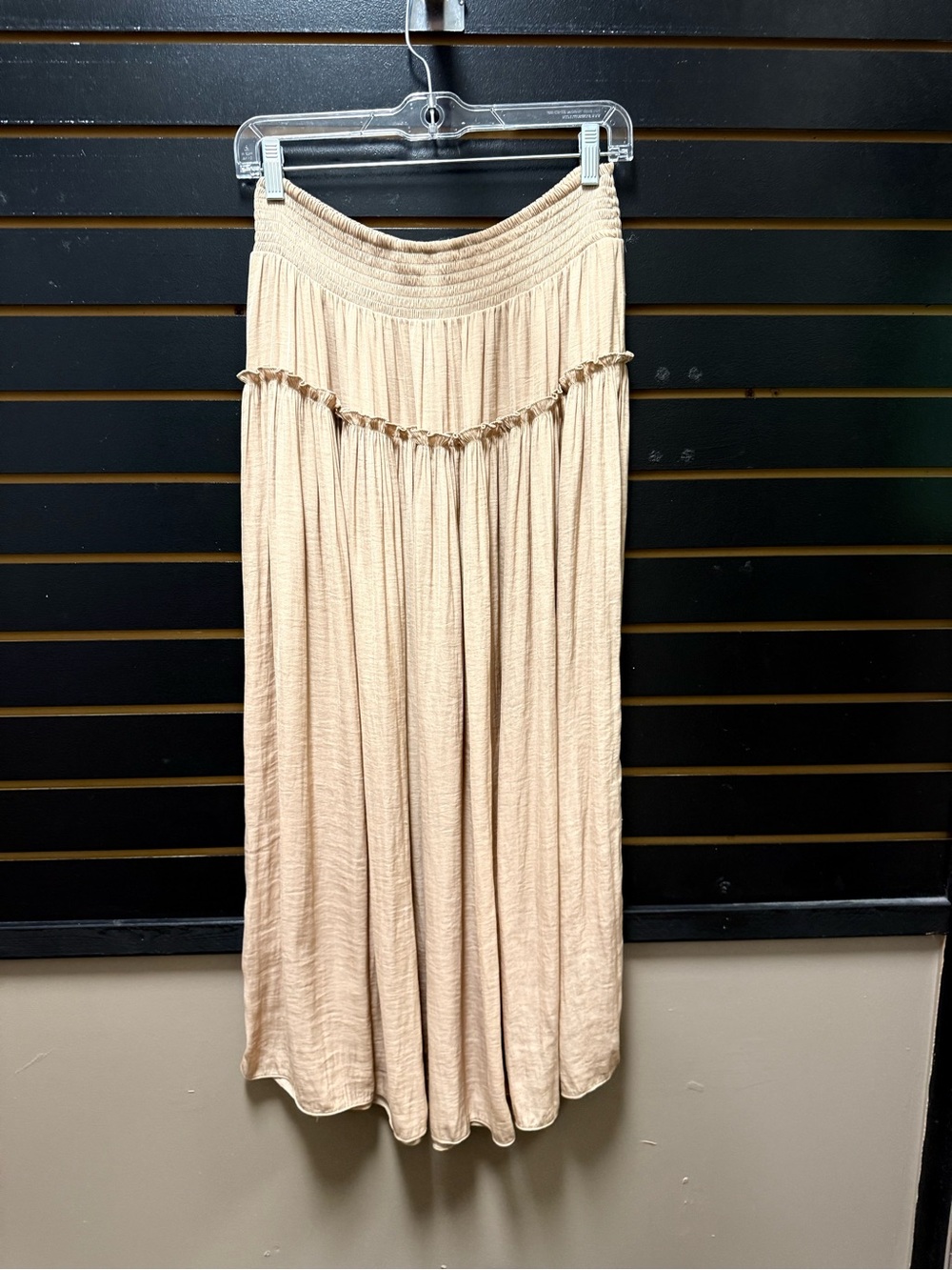 Rachel Zoe Champagne Beige Smocked Waist Flowy Maxi Skirt Size M